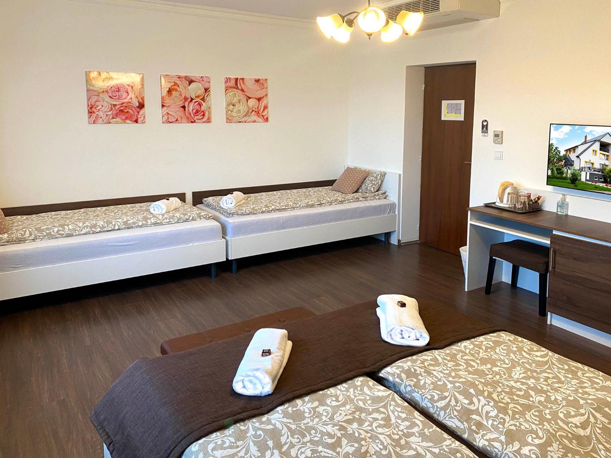 Vi-Li Panzio Bed and Breakfast Maklár Exteriör bild